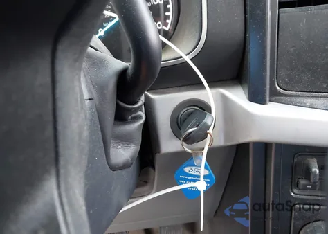 2022 Ford F-150 Xl из США, поврежденный, VIN 1FTMF1CB6NKD83313